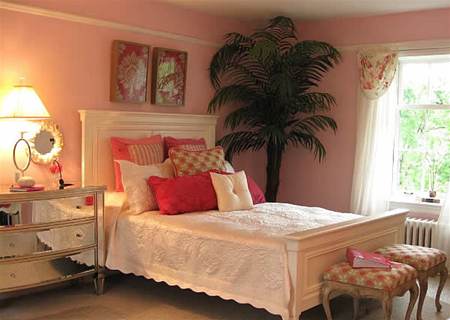 Buecker's Fine Furniture & Interiors - Shelley Stidham